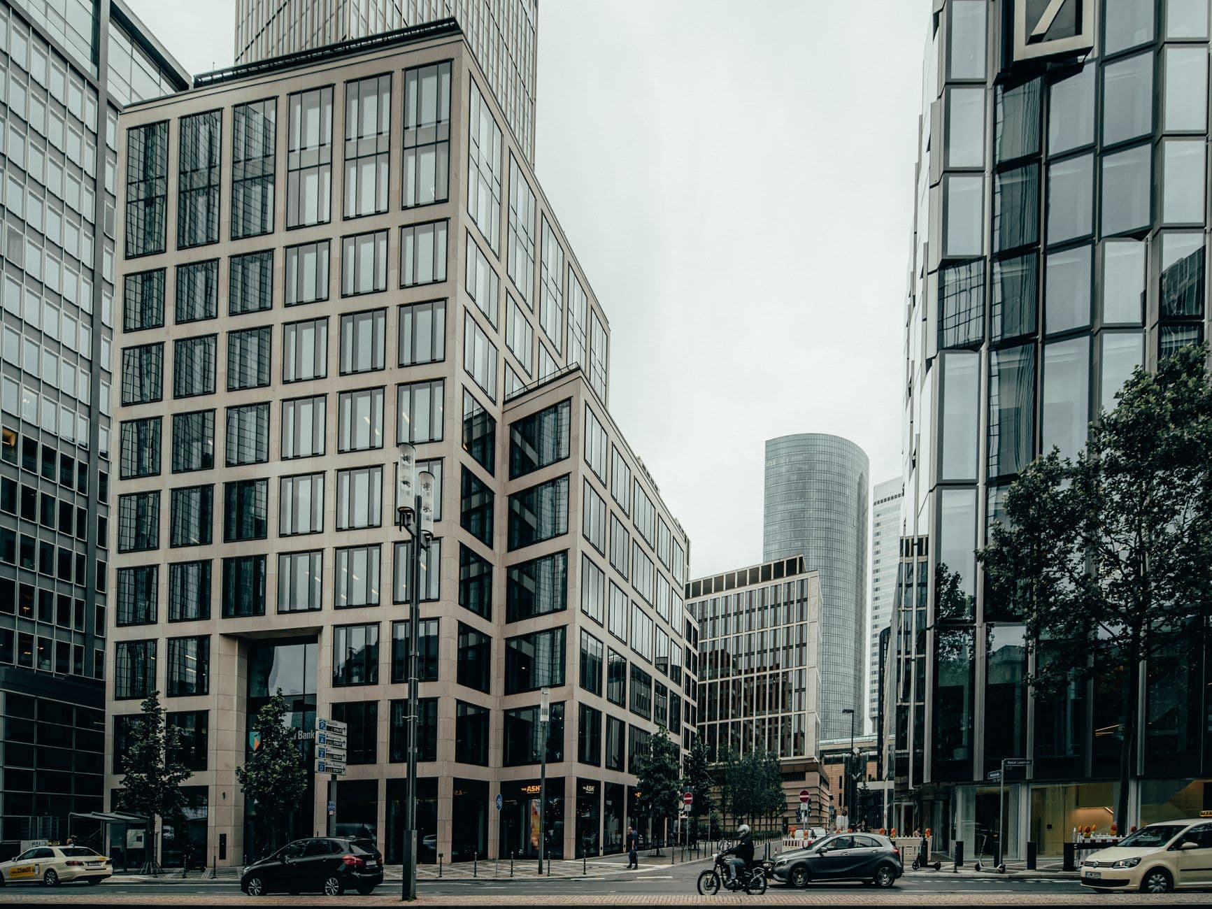 Digitale Kundengewinnung für Immobilien & Verwaltung: So gewinnen Sie planbar neue Anfragen